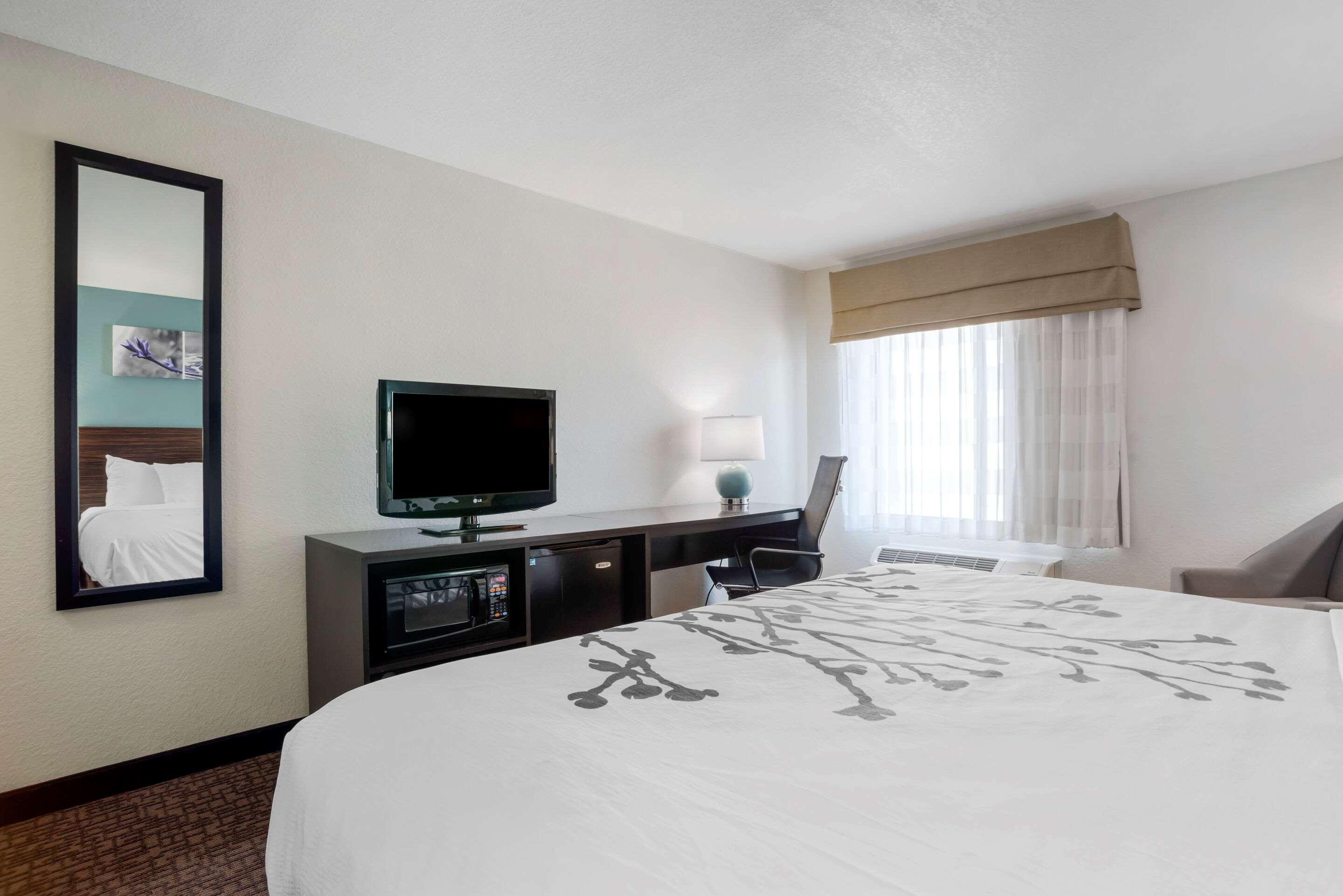 Sleep Inn & Suites Auburn Campus Area I-85 Екстер'єр фото