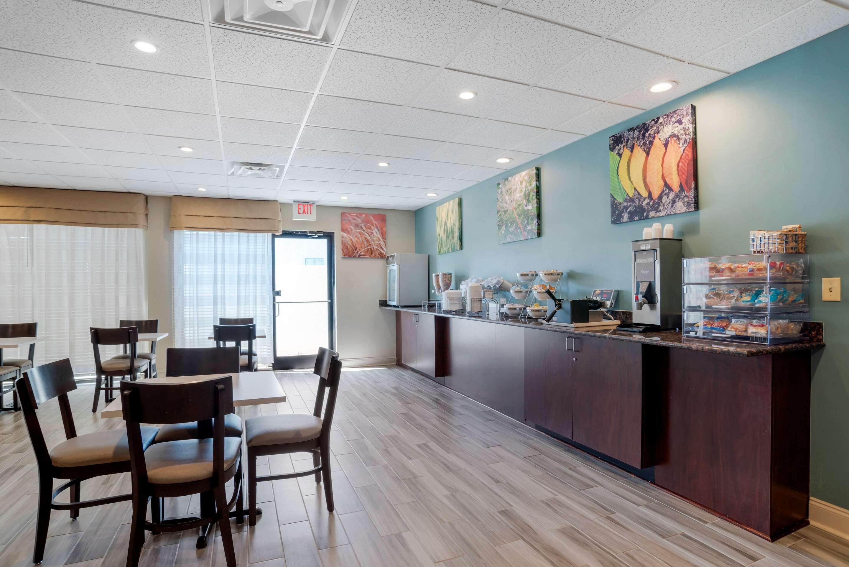 Sleep Inn & Suites Auburn Campus Area I-85 Екстер'єр фото