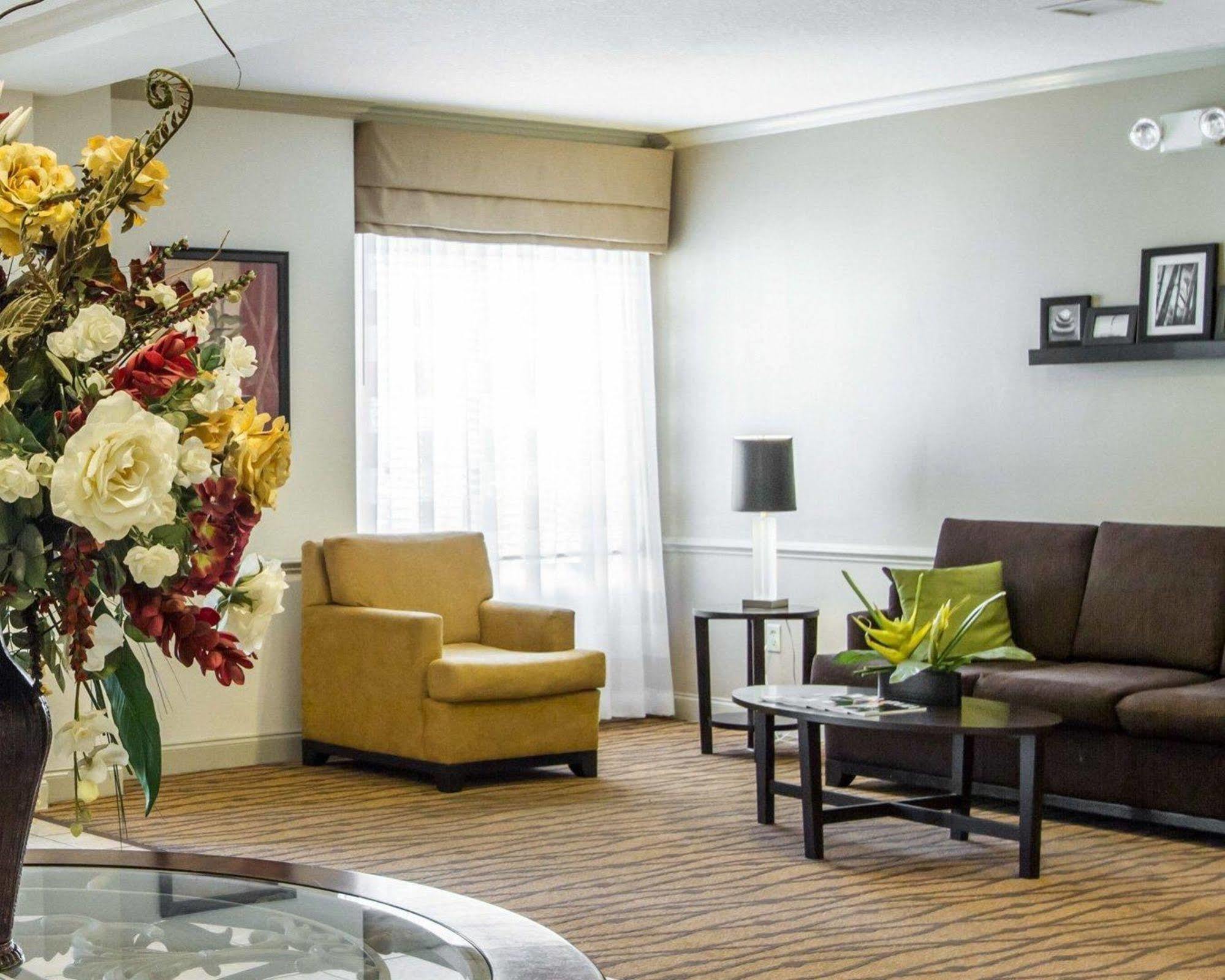 Sleep Inn & Suites Auburn Campus Area I-85 Екстер'єр фото
